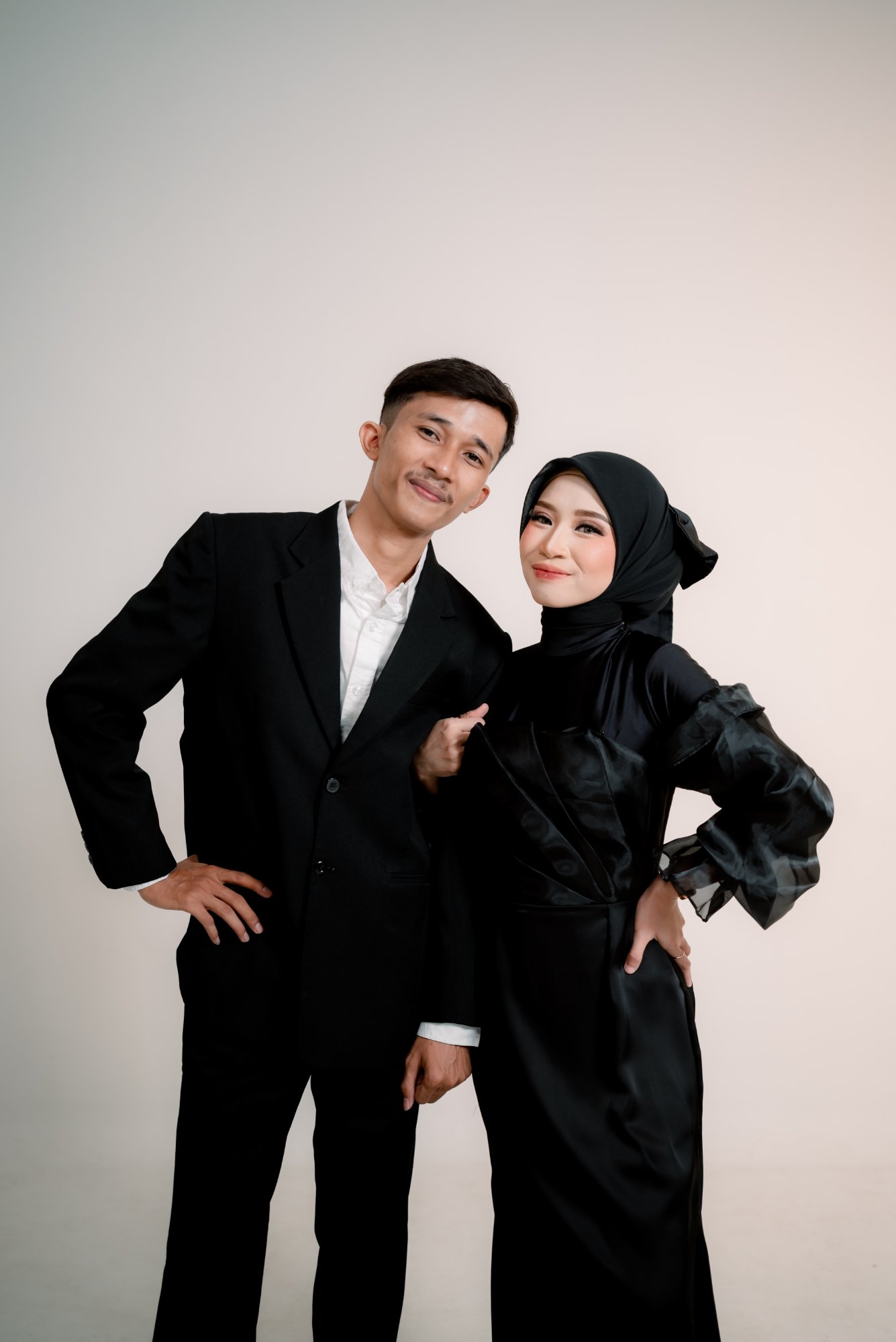 Momen Hikmah dan Teguh